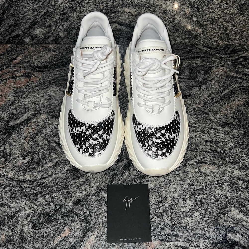 Giuseppe Zanotti | Urchin Snakeskin